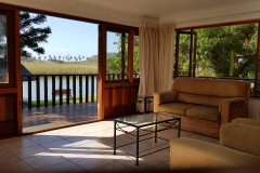 No13LoungeView1_Pirates_Creek_Accommodation