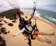 Paragliding_in_Wilderness